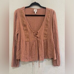 Belle Du Jour - cropped long sleeve top
